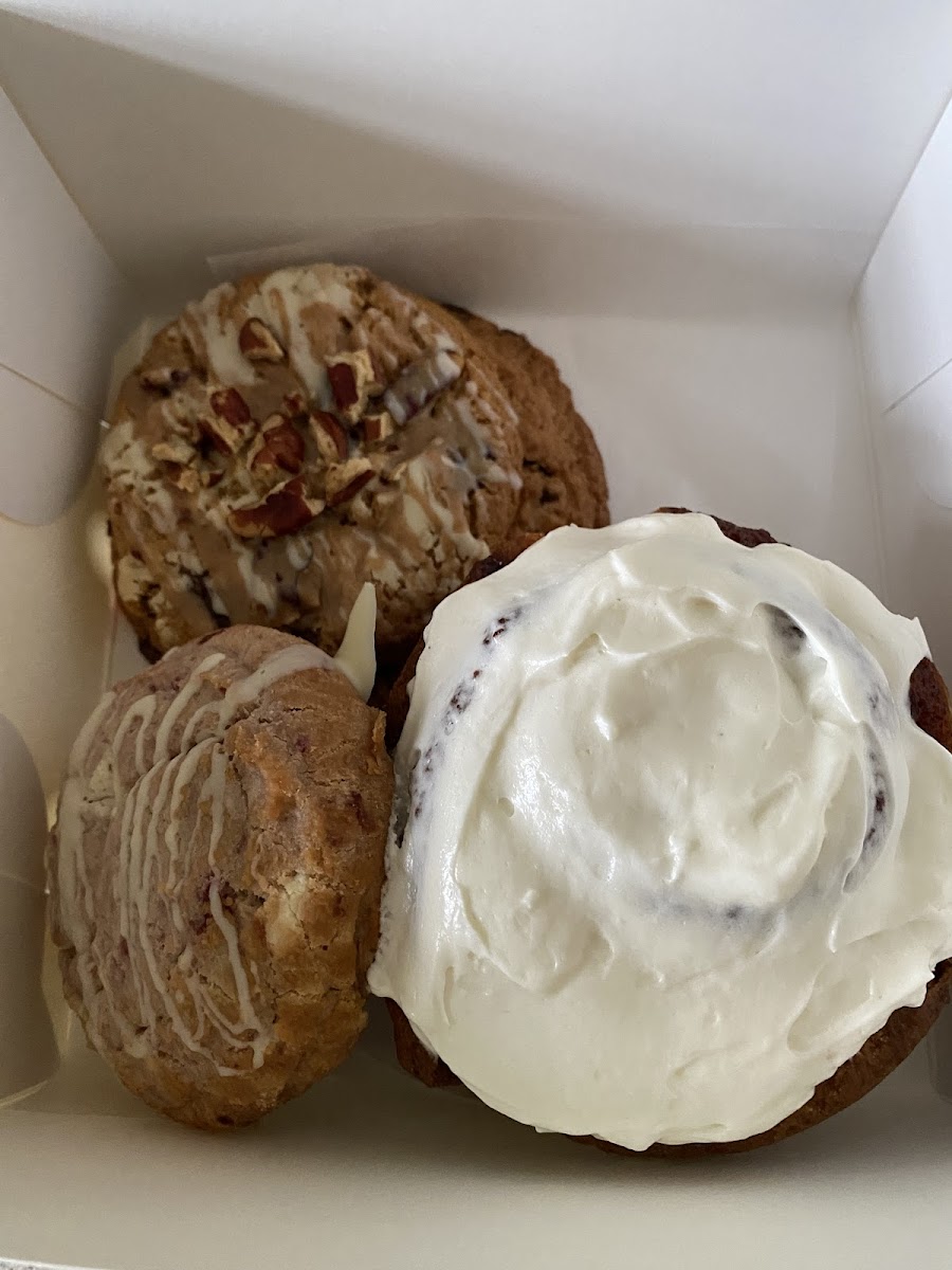 Cookies, a scone and a cinnamon bun