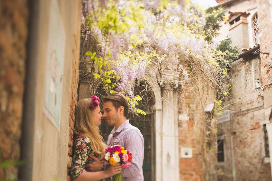 Fotógrafo de bodas Mila Tobolenko (milacacao). Foto del 29 de abril 2014