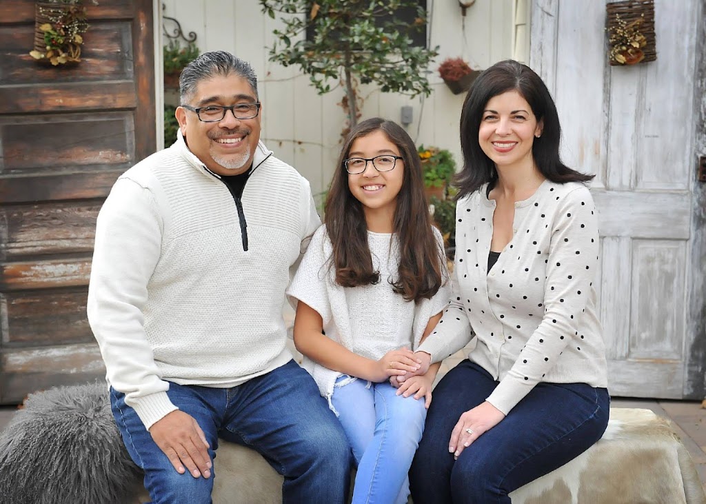 Carlos Samaniego and Family