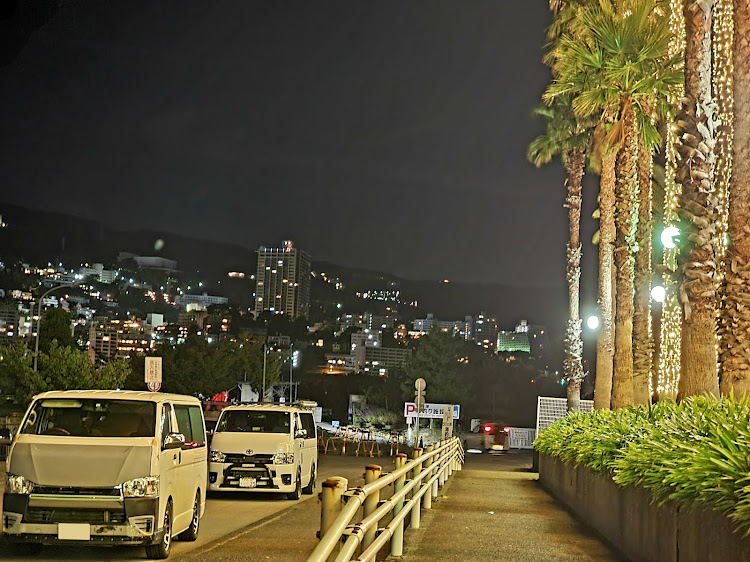 ハイエースバンのプチオフ会・夏から冬へ・寒い・ワンオフマフラー・マフラー加工に関するカスタム事例の投稿画像1枚目