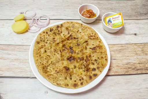 1 Aloo Pyaz Paratha