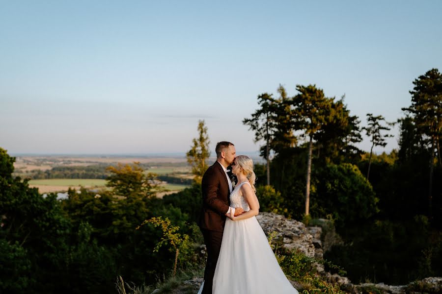 Fotografo di matrimoni Marie Veselá (mayvesela). Foto del 13 ottobre 2021