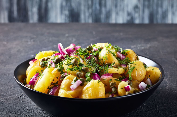 Potato salad with capers and onions