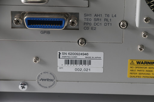 1x Anritsu MG3700A Vector Signal Generator 250kHz-3GHz mobile sans fil 002 021 
