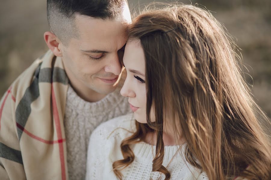 Wedding photographer Tatyana Savchuk (tanechkasavchuk). Photo of 10 October 2017