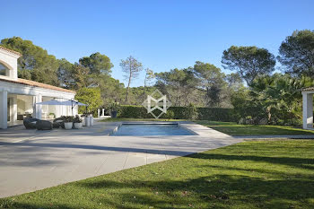 villa à Mougins (06)