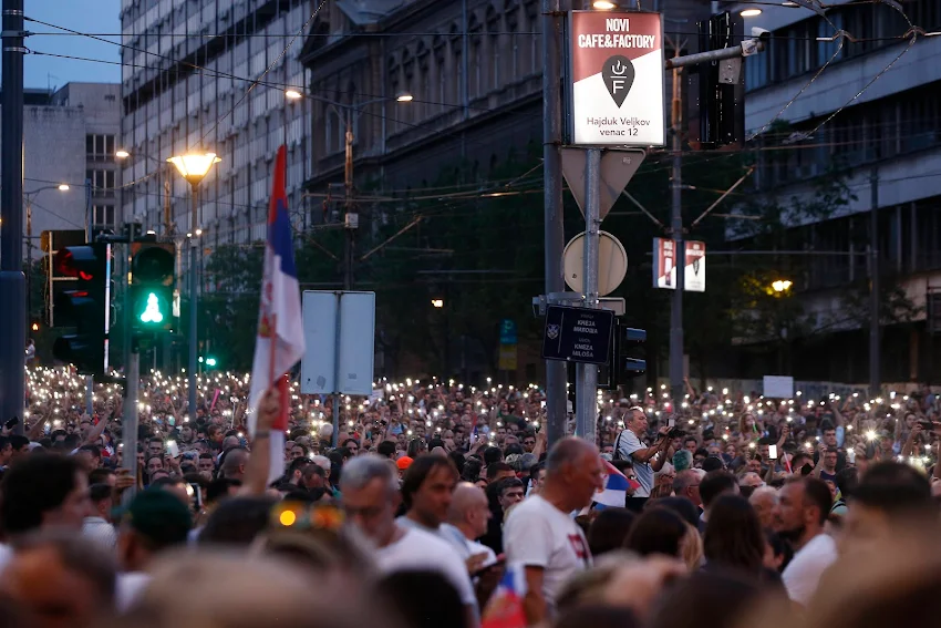 Završen protest Srbija protiv nasilja, saobraćaj uspostavljen