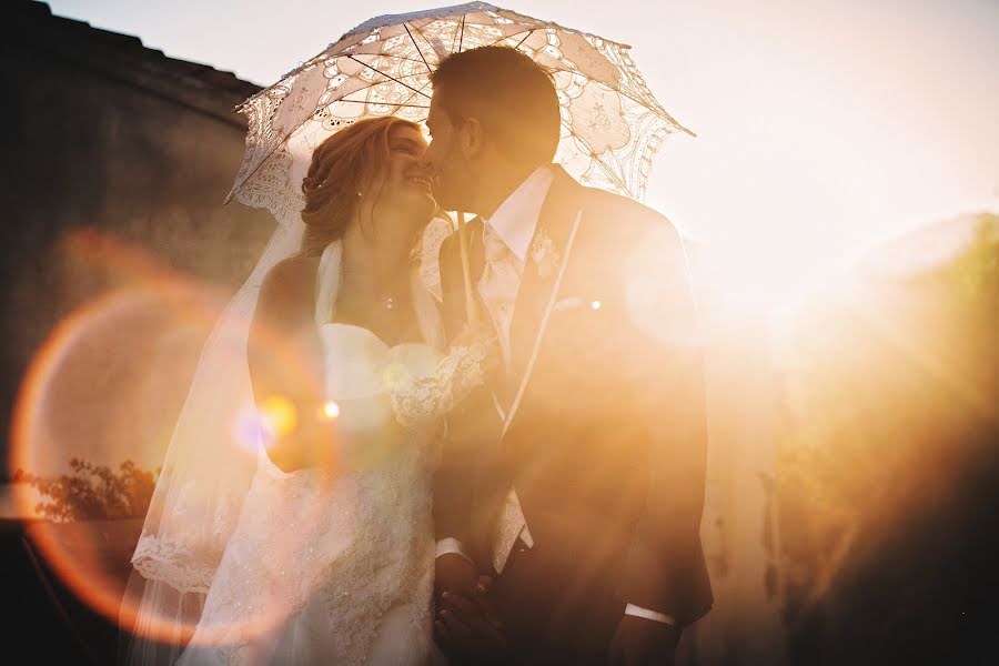 Fotografo di matrimoni Carmelo Ucchino (carmeloucchino). Foto del 23 febbraio 2019