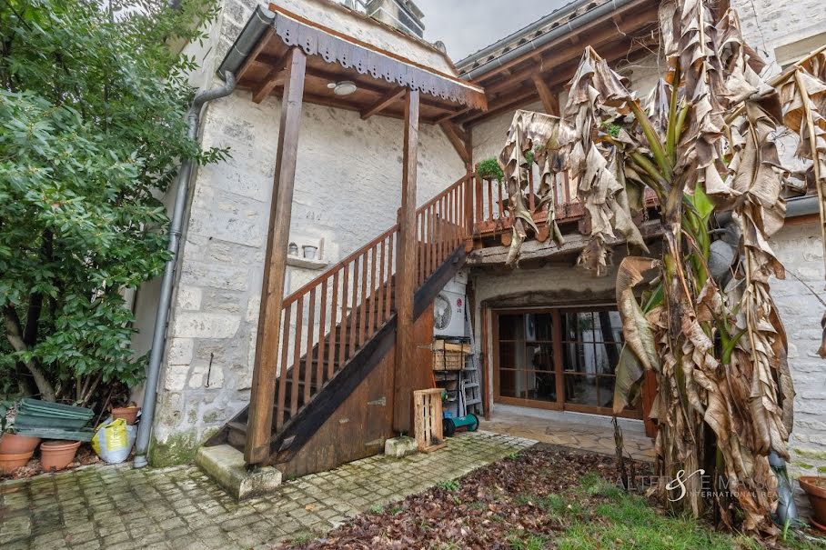 Vente maison 9 pièces 215 m² à Cognac (16100), 472 500 €