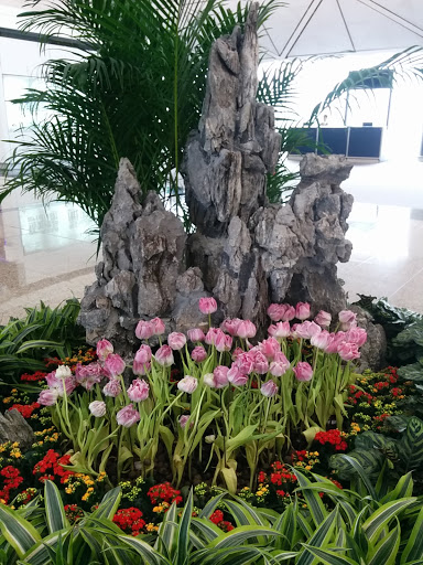 Rock Sculpture at Hong Kong International