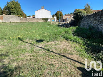 terrain à Sainte-Radégonde-des-Noyers (85)