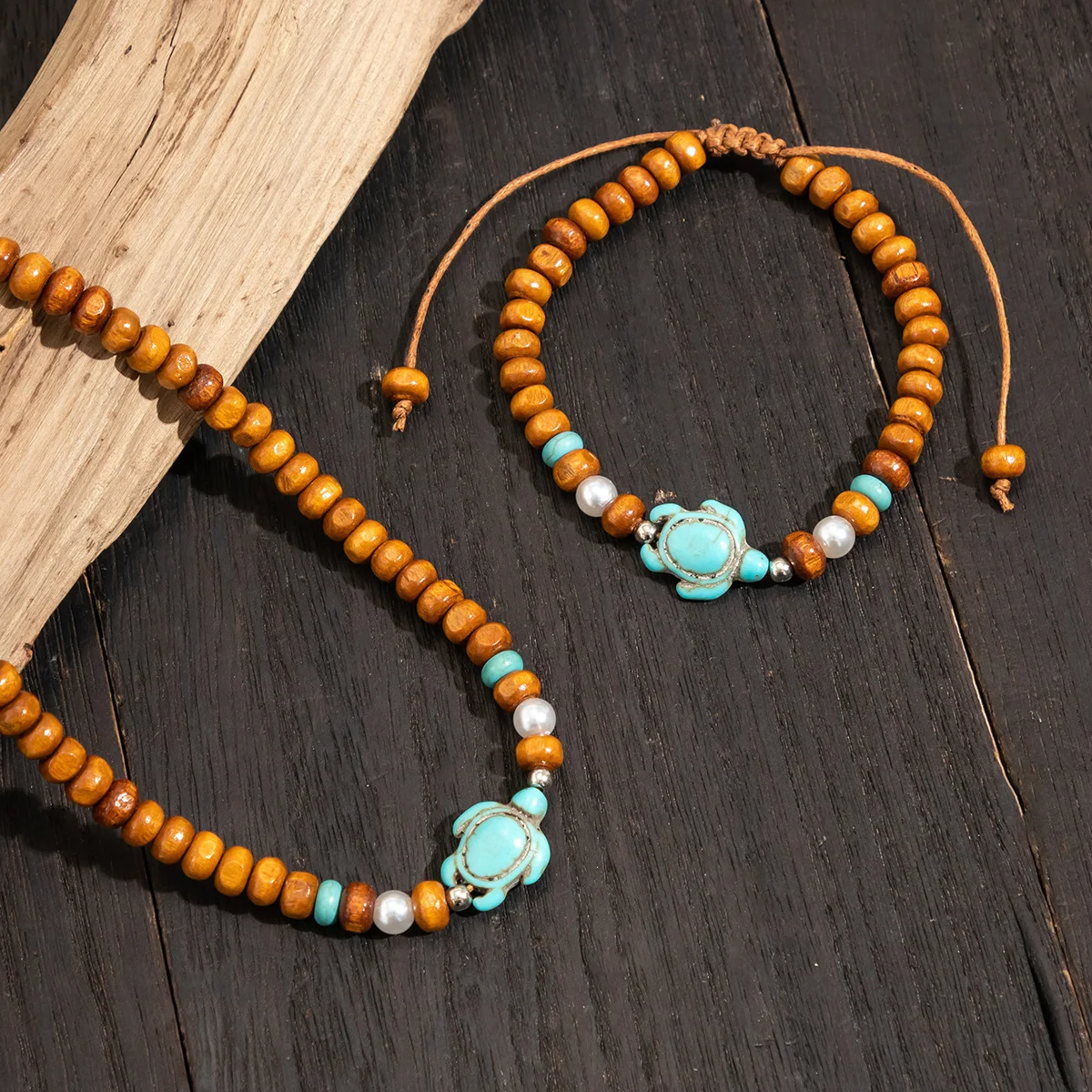 Title 7, Ensemble bracelet et collier tortue en perles d...