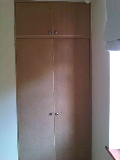Fitted cupboard