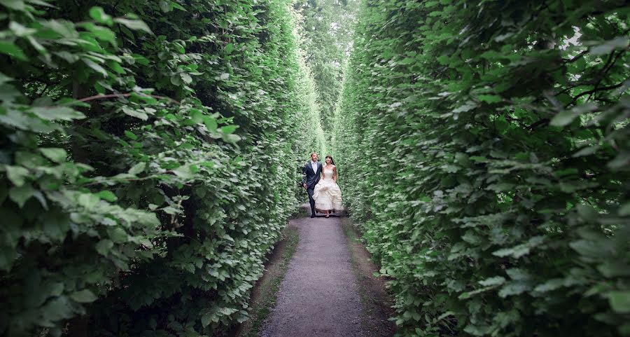 Wedding photographer Olena Yavorska (yavelena). Photo of 23 February 2022