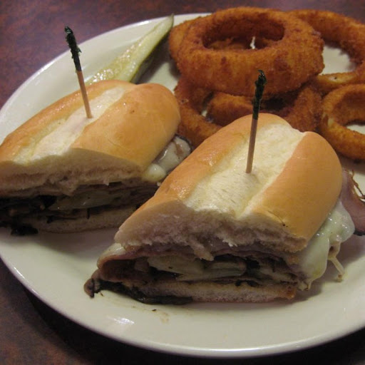 This is a free pic that I found online that shows what this sandwich looks like. Yum!