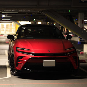 クラウンスポーツ AZSH36W