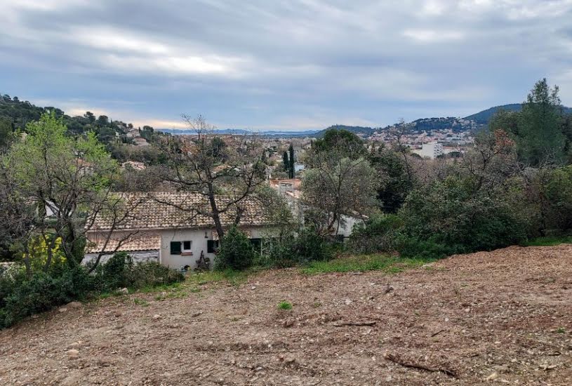  Vente Terrain + Maison - Terrain : 961m² - Maison : 130m² à Hyères (83400) 