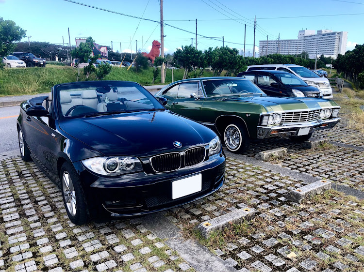 1シリーズ カブリオレの北部辺土名ドライブ・残波岬までドライブ・幸喜ビーチ・シボレーインパラ勝手にコラボ・ビックボス沖縄登場に関するカスタム事例の投稿画像6枚目