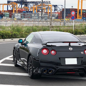 NISSAN GT-R R35