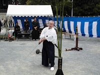 居合抜き演技「戸山流居合道」