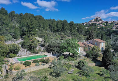 Propriété avec piscine 5