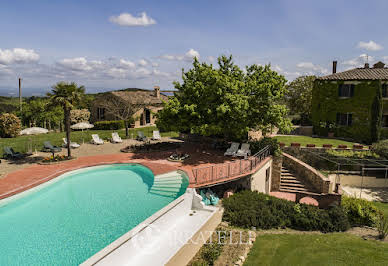 Farmhouse with garden and pool 3