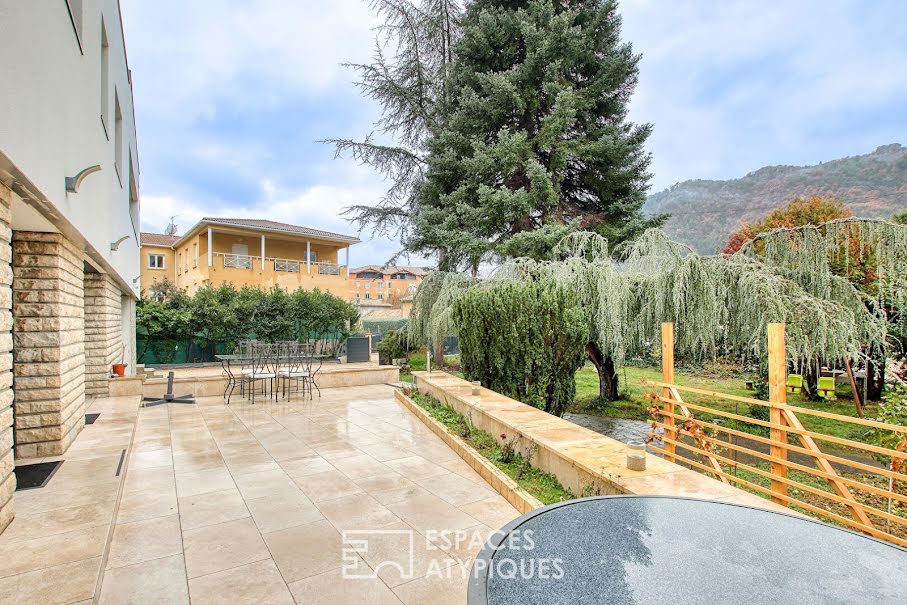 Vente maison 11 pièces 296 m² à Digne-les-Bains (04000), 955 000 €