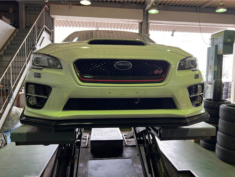 WRX S4のラッピング・オフ会・チャーシュー・リフトアップ・潮干狩りに関するカスタム事例の投稿画像2枚目