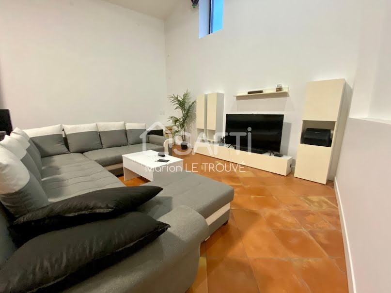 Vente maison 6 pièces 233 m² à Coutras (33230), 232 500 €