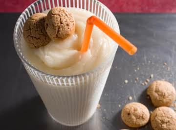 Oh Snap! Gingersnap Shake with a Kick