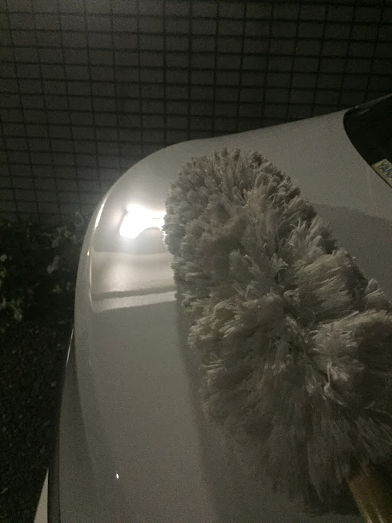 M5の洗車・c200・アルパ二スト・洗車部に関するカスタム事例の投稿画像5枚目