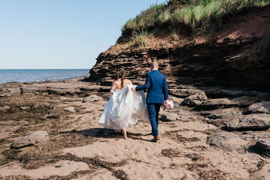 Wedding photographer Luke Adams (beachglass). Photo of 14 September 2023