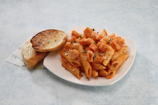 Non Veg Pink Sauce Pasta