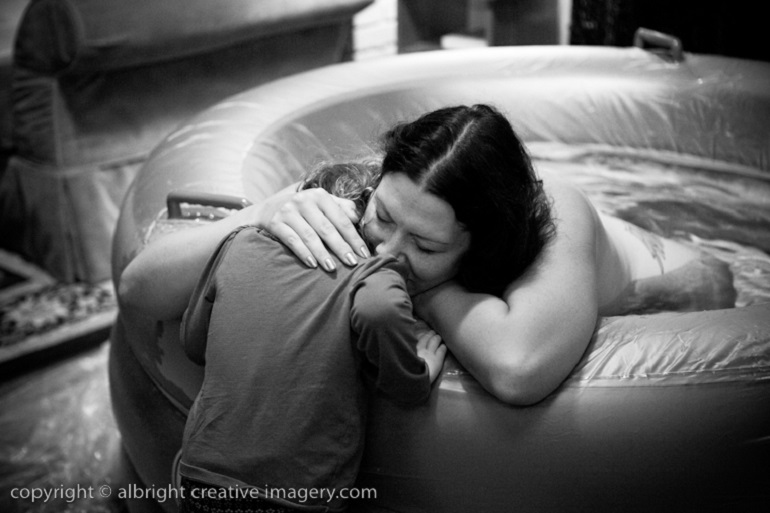 15 Powerful Photos of Women's Faces During Childbirth