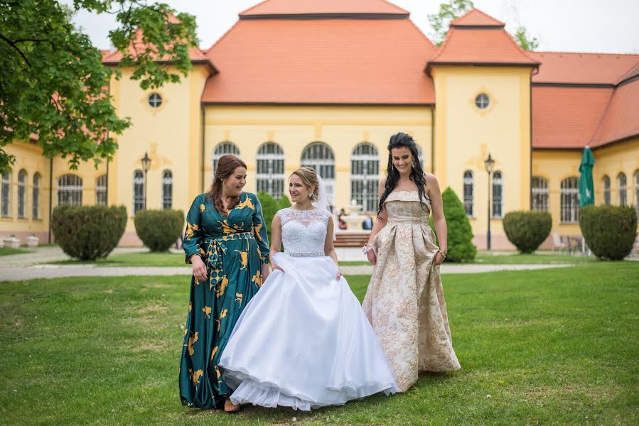 Fotógrafo de bodas Peter Szabo (szabopeter). Foto del 6 de junio 2019