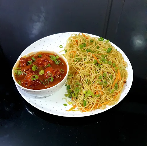 Chicken Manchurian Gravy With Rice / Noodles