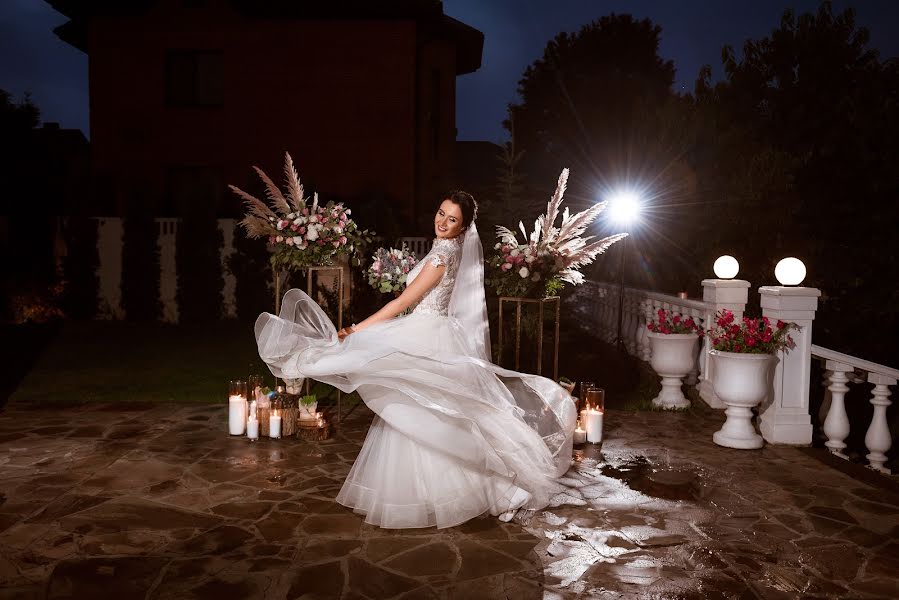 Wedding photographer Nataliya Salan (nataliasalan). Photo of 11 July 2019