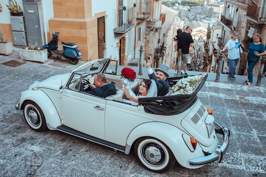 Wedding photographer Francesco Rinma (caltagirone). Photo of 19 April 2023