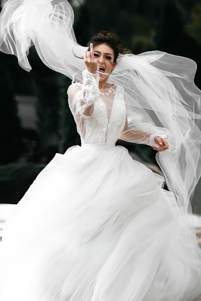 Nhiếp ảnh gia ảnh cưới Denis Fedorov (vint333). Ảnh của 8 tháng 3 2020