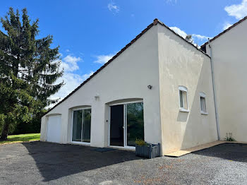 maison à Saint-Martin-de-Saint-Maixent (79)