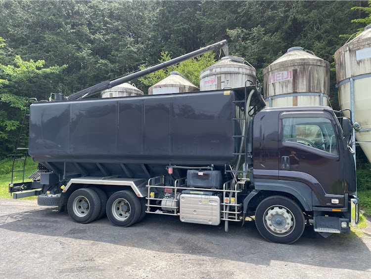 フォワードのフォワード・荷降ろし・ISUZUに関するカスタム事例の投稿画像1枚目