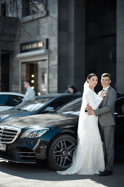 Fotografo di matrimoni Denis Khuseyn (legvinl). Foto del 27 aprile