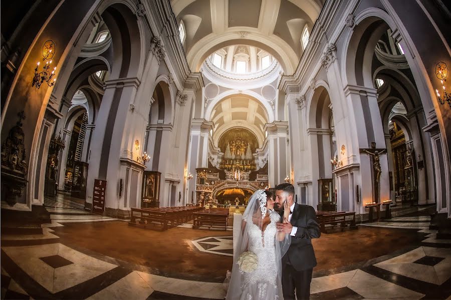婚禮攝影師Stile FOTOGRAFICO（fotografico）。2019 12月18日的照片