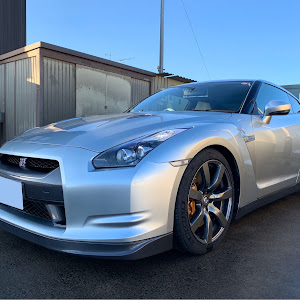 NISSAN GT-R R35