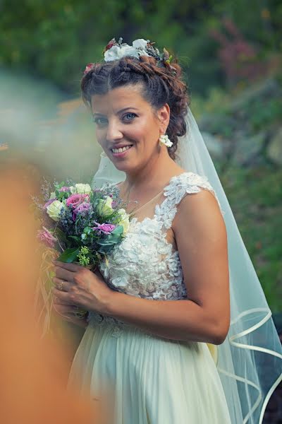 Wedding photographer Ivan Lambrev (lambrev). Photo of 8 February 2017