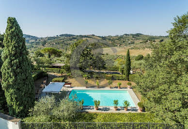 Villa avec piscine et jardin 4