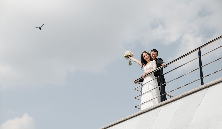 Wedding photographer Slava Kolesnikov (slavakolesnikov). Photo of 25 July 2018