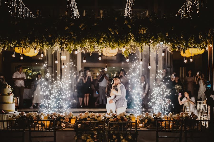 Fotógrafo de casamento Sadewa Krisna (littejumpstudios). Foto de 3 de março 2023