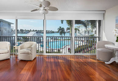 Apartment with pool 2