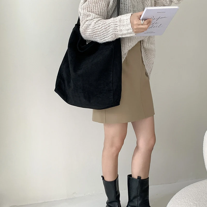 Large Capacity Autumn And Winter Frosted Tote Vintage Suede Shoulder Bag. Perfect for everyday use and all your essentia